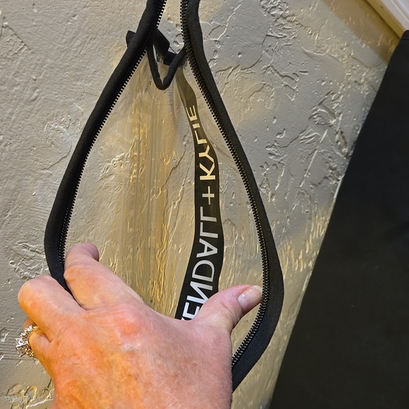 Kendall & Kylie Clear Cosmetic Bag NWOT - Picture 2 of 5